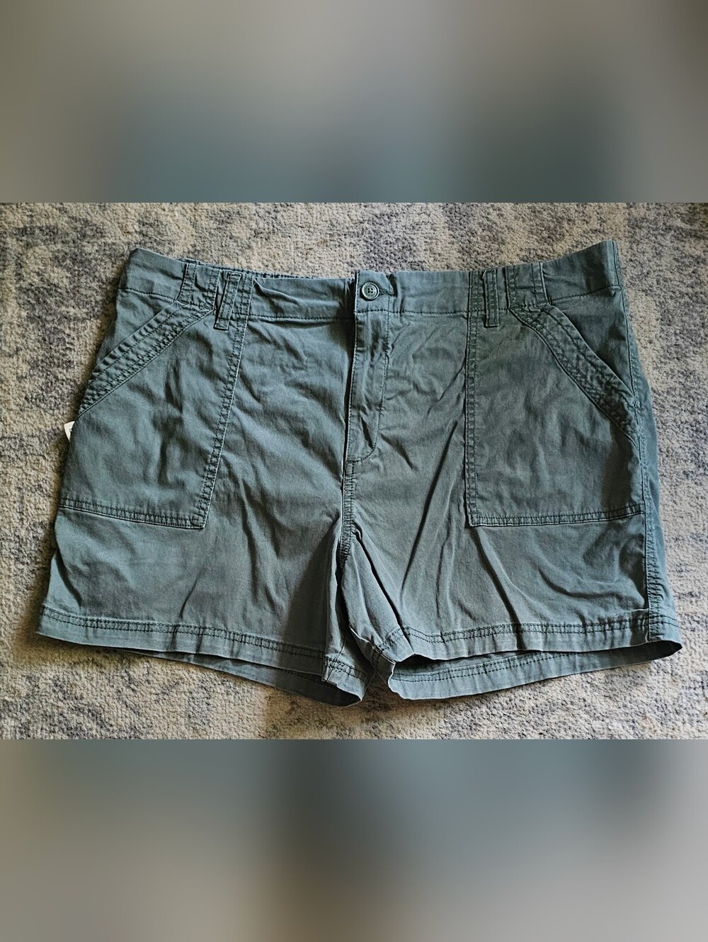 Magellan Green Shorts 2XL